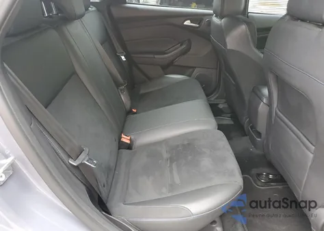 2017 Ford Focus Rs z USA, uszkodzony, nr VIN WF0DP3TH4H4121096